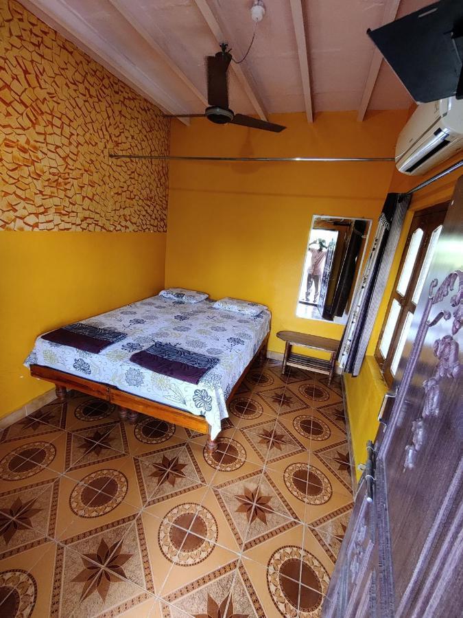 Archana Guest House River View ハンピ エクステリア 写真