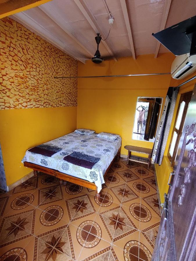 Archana Guest House River View ハンピ エクステリア 写真